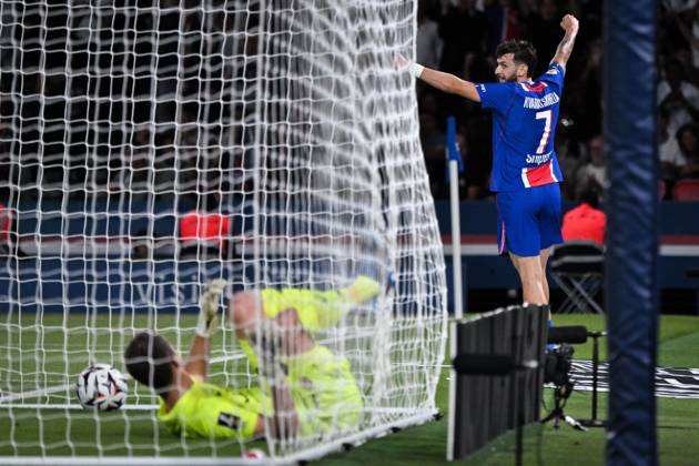 Ligue 1 PSG vs AS Monaco PARIS, FRANCE - SEPTEMBER 4, 2026: Paris Saint-Germain™s forward Khvicha Kvaratskhelia celebrates scoring a goal during the French L1 football match between Paris Saint-Germain and AS Monaco at the Parc des Princes stadium in Paris on September 4, 2026. Paris ÃŽle-de-France France Copyright: x xFirasxAbdullahx xJNAxPressx