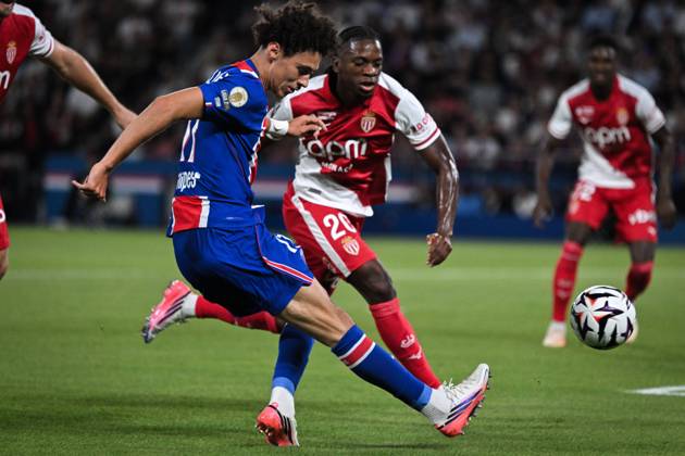 September 4, 2026, Paris, Å½Le-De-France, France: PARIS, FRANCE - SEPTEMBER 4, 2026: Paris Saint-GermainÃ¢â‚¬â ¢s forward Maghnes Akliouche kicks the ball during the French L1 football match between Paris Saint-Germain and AS Monaco at the Parc des Princes stadium in Paris on September 4, 2026. Ligue 1 PSG Vs AS Monaco  - ZUMAq101 20260904_zna_q101_193 Copyright: xFirasxAbdullahx