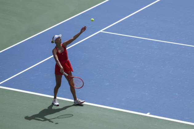 US Open tennis tournament - Day 7 Anastasia Potapova of Austria serves against Amanda Anisimova of the US during the Women™s Singles round 3 of the US Open Tennis Championships at the USTA Billie Jean King National Tennis Center in Flushing Meadows, New York, USA, 05 September 2026. The 2026 US Open tournament runs from 23 August through 13 September. FLUSHING MEADOWS NEW YORK United States  Copyright: xSARAHxYENESELx