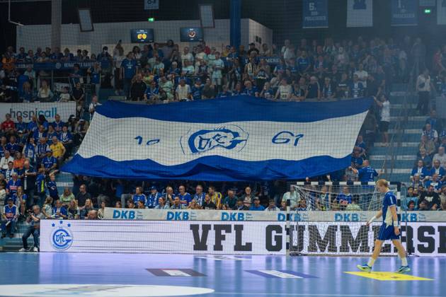 Die Fans vor dem Spiel,VfL Gummersbach vs. MT Melsungen,, Opel Handball Bundesliga, Herren , 3. Spieltag, 05.09.2026 Gummersbach NRW Deutschland