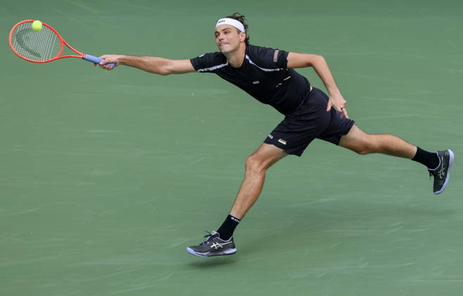 US Open tennis tournament - Day 7 epaselect Taylor Fritz of the US in action against Francisco Cerundolo of Argentina during the Men™s Singles round 3 of the US Open Tennis Championships at the USTA Billie Jean King National Tennis Center in Flushing Meadows, New York, USA, 03 September 2026. The 2026 US Open tournament runs from 23 August through 13 September. FLUSHING MEADOWS NEW YORK United States  Copyright: xBRIANxHIRSCHFELDx