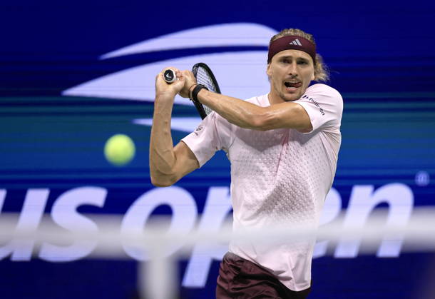 US Open tennis tournament - Day 7 Alexander Zverev of Germany in action against Alejandro Tabilo of Chile during the Men s Singles third round of the US Open Tennis Championships in Flushing Meadows, New York, USA, 05 September 2026. FLUSHING MEADOWS NEW YORK United States  Copyright: xCRISTOBALxHERRERA-ULASHKEVICHx