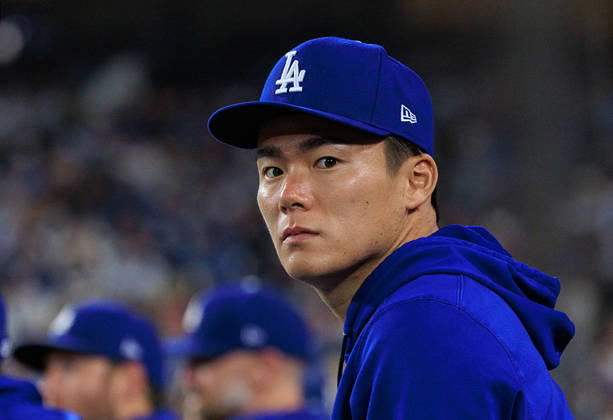 September 6, 2026, Los Angeles, California, USA: Yoshinobu Yamamoto 18 of the Los Angeles Dodgers watches from the dugout during a regular-season MLB, Baseball Herren, USA game against the Washington Nationals on Sunday September 6, 2026 at Dodger Stadium in Los Angeles, California. JAVIER ROJAS PI Los Angeles USA - ZUMAp124 20260906_zaa_p124_012 Copyright: xJavierxRojasx