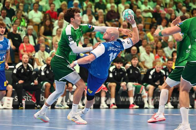 Marti Soler (HSG Wetzlar) im Zweikampf mit Peter Walz (ThSV Eisenach) GER, HSG Wetzlar vs ThSV Eisenach, Handball, Opel Handball-Bundesliga, 3. Spieltag, Spielzeit 2026 2027, 07.09.2026 GER, HSG Wetzlar vs ThSV Eisenach, Handball, Opel Handball-Bundesliga, 3. Spieltag, Spielzeit 2026 2027, 07.09.2026 Wetzlar Copyright: xEibner-Pressefoto RenexWeissx EP_RWS