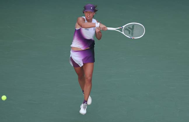 Iga Swiatek of Poland in action 2026 US Open, Day Nine, USTA Billie Jean King National Tennis Center, New York, USA - 07 Sep 2026New York USTA Billie Jean King National T New York (NY) United States of America EDITORIAL USE ONLY No use with unauthorised audio, video, data, fixture lists, club league logos or live services. Online in-match use limited to 120 images, no video emulation. No use in betting, games or single club league player publications.  Copyright: xEllaxLing Shutterstockx 17137670m