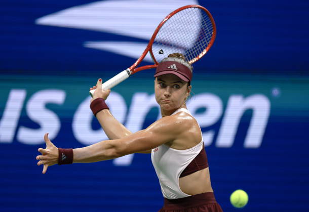 US Open tennis tournament - Day 9 epaselect Iva Jovic of the USA in action against Coco Gauff of the USA during their women s singles fourth round match at the US Open Tennis Championships at the USTA Billie Jean King National Tennis Center in Flushing Meadows, New York, USA, 07 September 2026. The 2026 US Open tournament runs from 23 August through 13 September. FLUSHING MEADOWS NEW YORK United States  Copyright: xCRISTOBALxHERRERA-ULASHKEVICHx