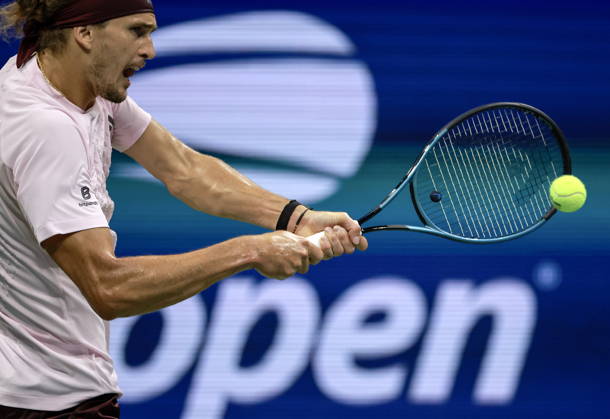 US Open tennis tournament - Day 9 Alexander Zverev of Germany in action against Luciano Darderi of Italy during their men s singles fourth round match at the US Open Tennis Championships at the USTA Billie Jean King National Tennis Center in Flushing Meadows, New York, USA, 07 September 2026. The 2026 US Open tournament runs from 23 August through 13 September. FLUSHING MEADOWS NEW YORK United States  Copyright: xCRISTOBALxHERRERA-ULASHKEVICHx