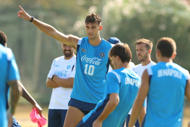 SSC Napoli Training Session Lorenzo Lucca of Napoli during a training session ahead of the UEFA Champions League 2026 27 at the Napoli training center in Castel Volturno, Italy, on September 8, 2026. Castel Volturno Napoli Italy  Copyright: xCiroxDexLucax originalFilename:deluca-sscnapol260908_np2oR