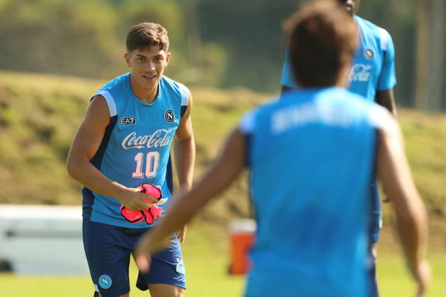 SSC Napoli Training Session Costantino Favasuli of Napoli during a training session ahead of the UEFA Champions League 2026 27 at the Napoli training center in Castel Volturno, Italy, on September 8, 2026. Castel Volturno Napoli Italy  Copyright: xCiroxDexLucax originalFilename:deluca-sscnapol260908_npgnc.jpg