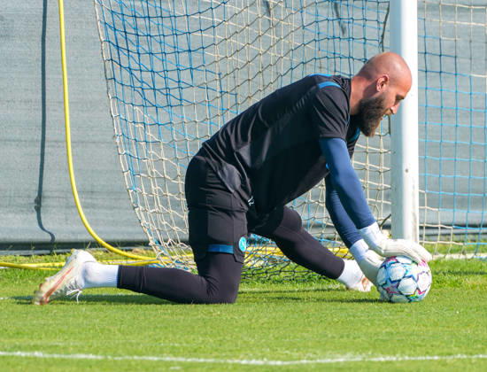 SSC Napoli training session at Castelvolturno Vanja Milikovic-Savic of SSC Napoli During the football match played on September 5, 2026, at the San Siro Stadium in Milan part of the 2026 27 Italian Serie A championship between Inter Milan and SSC Napoli. Castelvolturno Centro Sportivo SSC Napoli Campania ITALIA Copyright: xSalvatorexDexRosaxSalvatorexDexRosax DSC02763