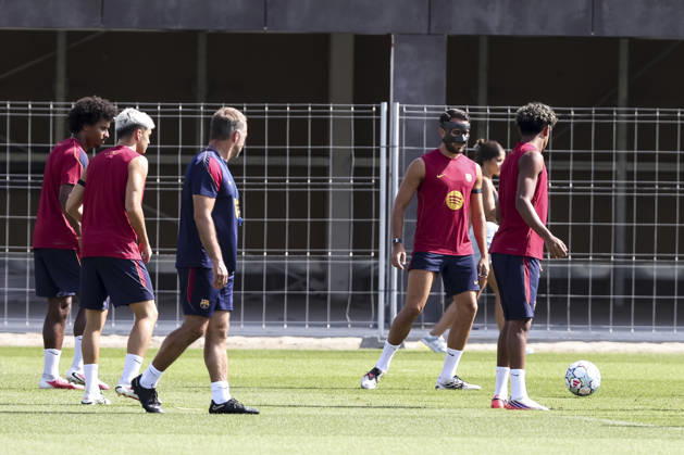 September 8, 2026, Sant Joan Despi, Barcelona, Spain: Eric Garcia and Hansi Flick, head coach during the training day of FC Barcelona, Barca ahead UEFA Champions League 2026 27, football match against Feyenoord at Ciutat Esportiva Joan Gamper on September 08, 2026 in Sant Joan Despi, Barcelona, Spain. FC Barcelona Training And press conference, PK, Pressekonferenz - UEFA Champions League 2026 27  - ZUMAa181 20260908_zaa_a181_005 Copyright: xJavierxBorregox