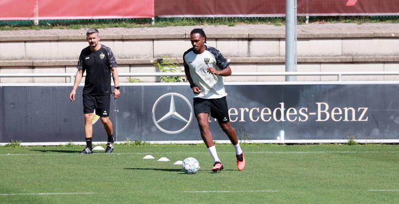 08.09.26 VfB Stuttgart Training Deutschland, Stuttgart, 08.09.2026, Fussball, Bundesliga, Saison 2026 2027, VfB Stuttgart Training: Dan-Axel Zagadou.
