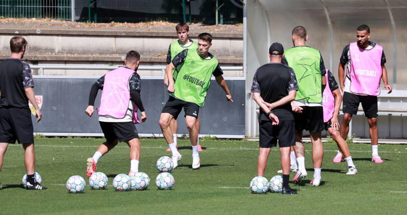 08.09.26 VfB Stuttgart Training Deutschland, Stuttgart, 08.09.2026, Fussball, Bundesliga, Saison 2026 2027, VfB Stuttgart Training: Dzenan Pejcinovic.