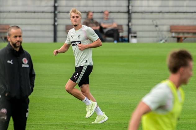 Rony Jansson ( Pauli ) Aufbautraining Deutschland , Hamburg , Trainingsgelände an der Kollaustrasse , Fussball , 2. Bundesliga , FC St Pauli