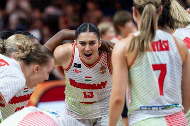 Hungary V Japan: Qualification To Quarter-Finals - FIBA Women s Basketball World Cup Germany 2026 Agnes Torok and her teammates celebrate a victory in the FIBA Women s Basketball World Cup 2026 qualification match between Hungary and Japan in Berlin, Germany, on September 8, 2026. Berlin Germany  Copyright: xMarcinxGolbax originalFilename:golba-hungaryv260908_np813.jpg