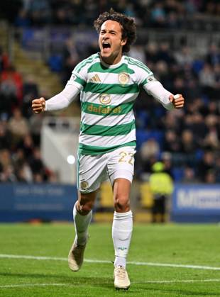 Mika Baur of Celtic celebrates scoring St Johnstone v Celtic, William Hill Scottish Premiership, Football, McDiarmid Park, Perth, Scotland, UK - 09 Sep 2026Perth McDiarmid Park Scotland United Kingdom  Copyright: xMarkxRunnacles Shutterstockx 17140206ad