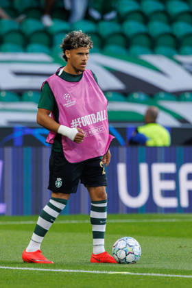 Maxi Araujo seen during UEFA champions League game between teams of Sporting CP and Galatasaray SK in Estadio Jose Alvalade (Luis Loureiro Ball Raw Images PT) Lisboa Estadio Jose Alvalade Portugal Copyright: xLuisxLoureirox luisloureirosportingGala-4882