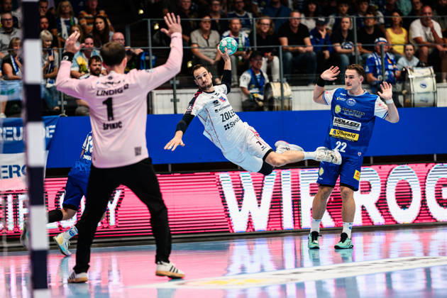 Matija Spikic (ThSV Eisenach, 01), Dominik Claus (SG BBM Bietigheim, 07), Felix Aellen (ThSV Eisenach, 22) GER, ThSV Eisenach gegen SG BBM Bietigheim, 1. Opel Handballbundesliga, Handball, 4.Spieltag, Saison 2026 2027, 19.00 Uhr, 10.09.2026 GER, ThSV Eisenach gegen SG BBM Bietigheim, 1. Opel Handballbundesliga, Handball, 4.Spieltag, Saison 2026 2027, 19.00 Uhr, 10.09.2026 Eisenach Copyright: xMartinxHerbstx