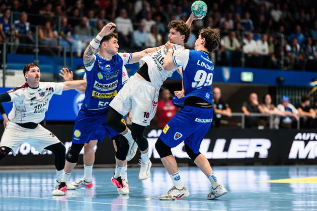 Jonas Josef (SG BBM Bietigheim, 10), Tillman Leu (ThSV Eisenach, 99), Justin Kurch (ThSV Eisenach, 52) GER, ThSV Eisenach gegen SG BBM Bietigheim, 1. Opel Handballbundesliga, Handball, 4.Spieltag, Saison 2026 2027, 19.00 Uhr, 10.09.2026 GER, ThSV Eisenach gegen SG BBM Bietigheim, 1. Opel Handballbundesliga, Handball, 4.Spieltag, Saison 2026 2027, 19.00 Uhr, 10.09.2026 Eisenach Copyright: xMartinxHerbstx