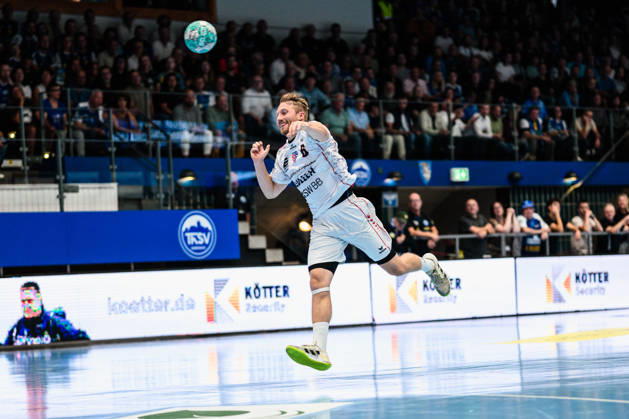 Lukas Wucherpfennig (SG BBM Bietigheim, 06) ganz alleine vor dem Tor. GER, ThSV Eisenach gegen SG BBM Bietigheim, 1. Opel Handballbundesliga, Handball, 4.Spieltag, Saison 2026 2027, 19.00 Uhr, 10.09.2026 GER, ThSV Eisenach gegen SG BBM Bietigheim, 1. Opel Handballbundesliga, Handball, 4.Spieltag, Saison 2026 2027, 19.00 Uhr, 10.09.2026 Eisenach Copyright: xMartinxHerbstx