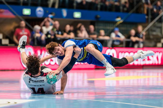 Stephan Seitz (ThSV Eisenach, 44), Fynn Luca Nicolaus (SG BBM Bietigheim, 14) GER, ThSV Eisenach gegen SG BBM Bietigheim, 1. Opel Handballbundesliga, Handball, 4.Spieltag, Saison 2026 2027, 19.00 Uhr, 10.09.2026 GER, ThSV Eisenach gegen SG BBM Bietigheim, 1. Opel Handballbundesliga, Handball, 4.Spieltag, Saison 2026 2027, 19.00 Uhr, 10.09.2026 Eisenach Copyright: xMartinxHerbstx
