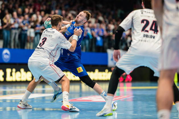 Dominik Solak (ThSV Eisenach, 30), Nikola Vlahovic (SG BBM Bietigheim, 03), Maxim Orlov (SG BBM Bietigheim, 24) GER, ThSV Eisenach gegen SG BBM Bietigheim, 1. Opel Handballbundesliga, Handball, 4.Spieltag, Saison 2026 2027, 19.00 Uhr, 10.09.2026 GER, ThSV Eisenach gegen SG BBM Bietigheim, 1. Opel Handballbundesliga, Handball, 4.Spieltag, Saison 2026 2027, 19.00 Uhr, 10.09.2026 Eisenach Copyright: xMartinxHerbstx