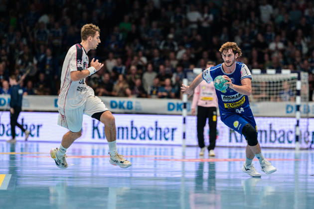 Stephan Seitz (ThSV Eisenach, 44), Nikola Vlahovic (SG BBM Bietigheim, 03) GER, ThSV Eisenach gegen SG BBM Bietigheim, 1. Opel Handballbundesliga, Handball, 4.Spieltag, Saison 2026 2027, 19.00 Uhr, 10.09.2026 GER, ThSV Eisenach gegen SG BBM Bietigheim, 1. Opel Handballbundesliga, Handball, 4.Spieltag, Saison 2026 2027, 19.00 Uhr, 10.09.2026 Eisenach Copyright: xMartinxHerbstx