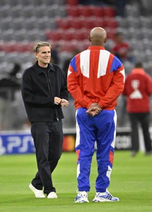 vor Spielbeginn: Trainer Coach Vincent Kompany FC Bayern Muenchen FCB Platzinspektion Sportdirektor Christoph Freund FC Bayern Muenchen FCB FC Bayern Muenchen FCB vs Bodoe Glimt 10.09.2026 DFL REGULATIONS PROHIBIT ANY USE OF PHOTOGRAPHS AS IMAGE SEQUENCES AND OR QUASI-VIDEO FC Bayern Muenchen FCB vs Bodoe Glimt