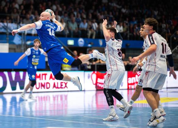 HANDBALL OPEL HBL 4. SPIELTAG THSV EISENACH - SG BBM BIETIGHEIM ** NUR FÜR REDAKTIONELLE ZWECKE ** EDITORIAL USE ONLY **<p>10 09 2026-Eisenach: Handball Opel Handball 1. Bundesliga Saison 2026 - 2027 Werner Assmann Halle 4. Spieltag ThSV Eisenach - SG BBM Bietigheim im Foto: Peter Walz 14 (ThSV Eisenach) ( Deutschland Thueringen Eisenach Copyright: SaschaxFromm