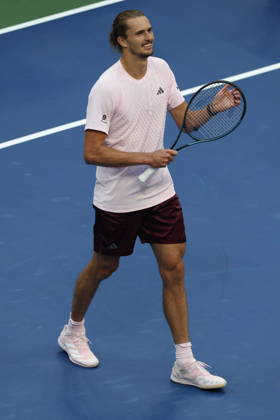 US Open tennis tournament - Day 13 Alexander Zverev of Germany reacts after defeating Karen Khachanov of Russia during the Men s Singles semi-finals at the US Open Tennis Championships at the USTA Billie Jean King National Tennis Center in Flushing Meadows, New York, USA, 11 September 2026. The 2026 US Open tournament runs from 23 August to 13 September. FLUSHING MEADOWS NEW YORK United States Copyright: xBRIANxHIRSCHFELDx