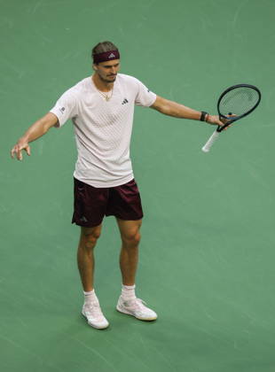 US Open tennis tournament - Day 13 Alexander Zverev of Germany reacts after defeating Karen Khachanov of Russia during the Men s Singles semi-finals at the US Open Tennis Championships at the USTA Billie Jean King National Tennis Center in Flushing Meadows, New York, USA, 11 September 2026. The 2026 US Open tournament runs from 23 August to 13 September. FLUSHING MEADOWS NEW YORK United States Copyright: xBRIANxHIRSCHFELDx