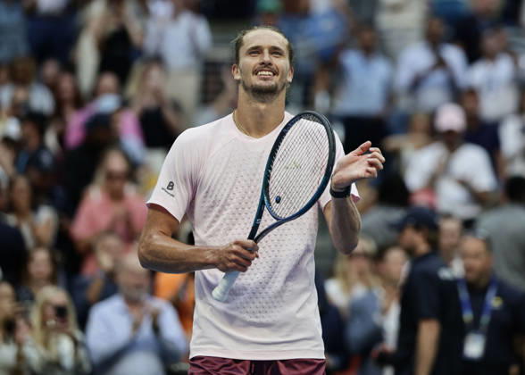 Alexander Zverev jubelt nach dem Sieg, Jubel, Freude, Emotion, Herren Einzel, Men s Singles, US Open Championships, Billie Jean King National Tennis Center, Flushing Meadows, New York, USA . Copyright: xJuergenxHasenkopfx