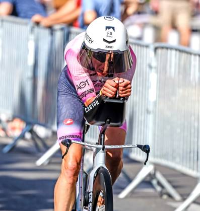 RECORD DATE NOT STATED 2026 IRONMAN 70.3 Weltmeisterschaft Nizza - Laura Philipp Athleten beim Wettkampf der VinFast IRONMAN 70.3 Weltmeisterschaft 2026 in Nizza, Frankreich. Nizza Promenade des Anglais Alpes-Maritimes Provence-Alpes-Côte d Azur France