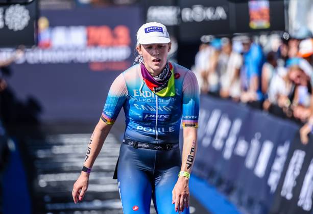 RECORD DATE NOT STATED 2026 IRONMAN 70.3 Weltmeisterschaft Nizza - Caroline Pohle Athleten beim Wettkampf der VinFast IRONMAN 70.3 Weltmeisterschaft 2026 in Nizza, Frankreich. Nizza Promenade des Anglais Alpes-Maritimes Provence-Alpes-Côte d Azur France