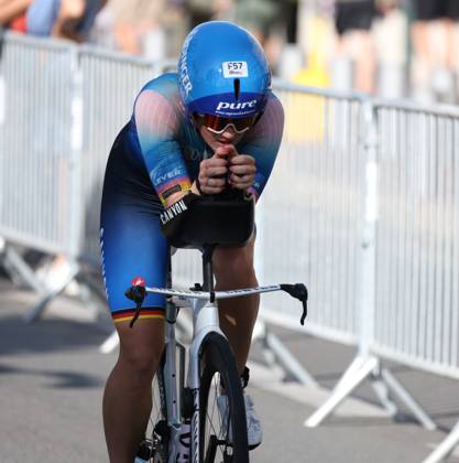 RECORD DATE NOT STATED 2026 IRONMAN 70.3 Weltmeisterschaft Nizza - Caroline Pohle Athleten beim Wettkampf der VinFast IRONMAN 70.3 Weltmeisterschaft 2026 in Nizza, Frankreich. Nizza Promenade des Anglais Alpes-Maritimes Provence-Alpes-Côte d Azur France