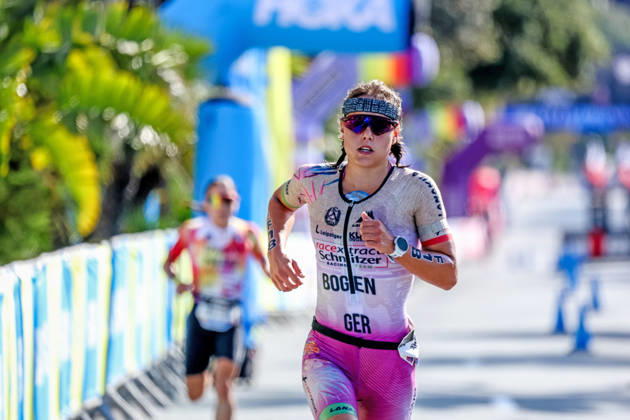RECORD DATE NOT STATED 2026 IRONMAN 70.3 Weltmeisterschaft Nizza - Bianca Bogen Athleten beim Wettkampf der VinFast IRONMAN 70.3 Weltmeisterschaft 2026 in Nizza, Frankreich. Nizza Promenade des Anglais Alpes-Maritimes Provence-Alpes-Côte d Azur France
