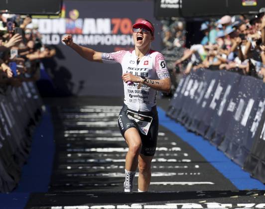 Ironman 70.3 femmes PHOTOPQR NICE MATIN Dylan Meiffret ; Nice ; 12 09 2026 ; Premier jour féminin de l Ironman 70.3 a Nice ICI : La suisse Alanis Siffert arrive 3e - Nice, France, September 12, 2026. The first day of the 2026 IRONMAN 70.3 World Championship, WM, Weltmeisterschaft in Nice, dedicated to the women’s race. Professional women started at 7 a.m. from Plage des Ponchettes, followed by age-group competitors. The triathlon consists of a 1.9 km swim, a 90 km bike course through the Alpes-Maritimes and a 21.1 km run along the Promenade des Anglais. Nice France  Copyright: xPHOTOPQR NICExMATIN MAXPPPxDylanxMeiffretx 20260912NIM8667 20260912NIM8667