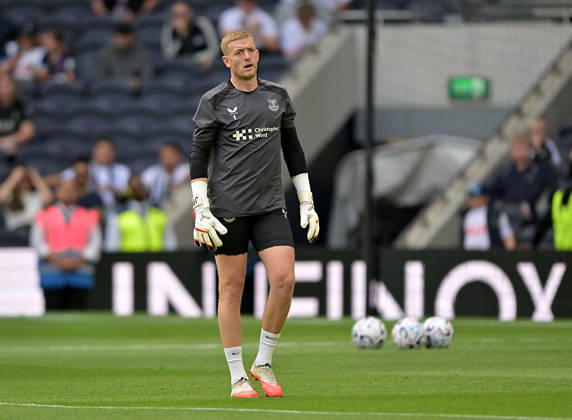 Tottenham Hotspur V Everton. Premier League. Jordan Pickford (Everton, goalkeeper) during the Tottenham Hotspur V Everton Premier League match at the Tottenham Hotspur Stadium, London. This Image is for EDITORIAL USE ONLY. Licence required from the Football DataCo for any other use. Tottenham Tottenham Hotspur Stadium UK Copyright: xMartinxDaltonx Spurs_Everton_120926_MD_01
