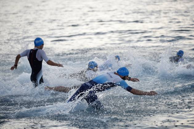 Ironman 70.3 masculin PHOTOPQR NICE MATIN Dylan Meiffret ; Nice ; 13 09 2026 ; Ironman 70.3 masculin, départ natation et, sortie d eau. Vélo départ Nice; September 13, 2026; Men s Ironman 70.3: swim start and swim exit; bike start. Nice France  Copyright: xPHOTOPQR NICExMATIN MAXPPPxDylanxMeiffretx 20260913NIM1622 20260913NIM1622