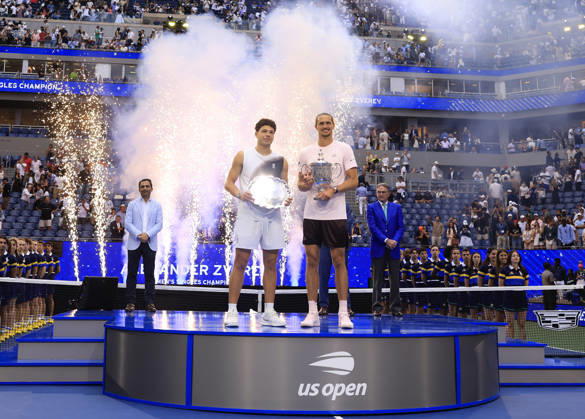 Alexander Zverev of Germany (R) and Ben Shelton pose with their awards after the Men s Finals match in Arthur Ashe Stadium at the 2026 US Open Tennis Championship at the USTA Billie Jean King National Tennis Center in New York City on Sunday, September 13, 2026. Zverev defeated Shelton to win 6-3, 7-6, 5-7, 6-2.  NYP20260913888 COREYxSIPKIN