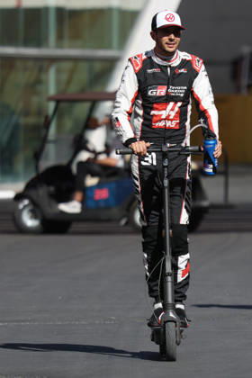 31 Esteban Ocon (FRA) TGR Haas F1 Team (USA) Haas VF-26 Ferrari, during the 2026 Formula One Spanish Grand Prix, 14th round of the 2026 Formula 1 World Championship, WM, Weltmeisterschaft taking place from September 11 to 13, 2026 on the Madring in Madrid (ESP) (Photo by Philippe Nanchino Eurasia Images) Madrid The Madring Comunidad de Madrid Spain
