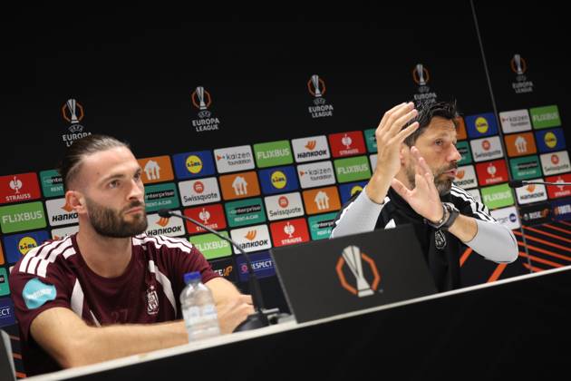 Anderlecht s Leo Petrot and Anderlecht s head coach Vitor Bruno pictured during a press conference, PK, Pressekonferenz of Belgian soccer team RSC Anderlecht ahead of the game against French club Olympique Lyonnais, Tuesday 15 September 2026 in Brussels, for the first day (out of 8) of the league phase of the UEFA Europa League phase. VIRGINIExLEFOUR  x0866920460stx