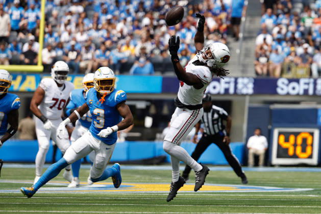 INGLEWOOD, CA - SEPTEMBER 13: Arizona Cardinals wide receiver Marvin Harrison Jr. (18) drops a pass during the NFL, American Football Herren, USA game between the Arizona Cardinals and the Los Angeles Chargers on September 13, 2026, at SoFi Stadium in Inglewood, CA. (Photo by Jevone Moore Icon Sportswire) NFL: SEP 13 Cardinals at Chargers EDITORIAL USE ONLY Icon260913743