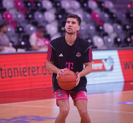 Aleksa Kovacevic Telekom Baskets Bonn vs. Veolia Towers Hamburg 1.Spieltag - Saison 2026 27