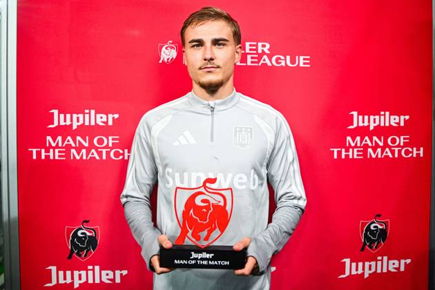 Anderlecht s Marten Winkler pictured after winning the Jupiler Man of the Match trophy a soccer match between RSC Anderlecht and SV Zulte Waregem, Saturday 19 September 2026 in Brussels, on day 7 of the 2026-2027 Jupiler Pro League first division of the Belgian championship. EMILExWINDAL  x187032643x