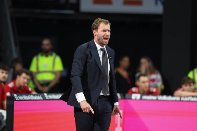 Anton Gavel (FC Bayern Basketball, Chef-Trainer) gestikuliert, GER, FC Bayern Basketball vs. Alba Berlin, Basketball, easycredit Basketball Bundesliga, 23.Spieltag, Saison 2026 2027, 26.09.2026, GER, FC Bayern Basketball vs. Alba Berlin, Basketball, easycredit Basketball Bundesliga, 23.Spieltag, Saison 2026 2027, 26.09.2026 Muenchen Copyright: xEibner-Pressefoto JennixMaulx EP_JML
