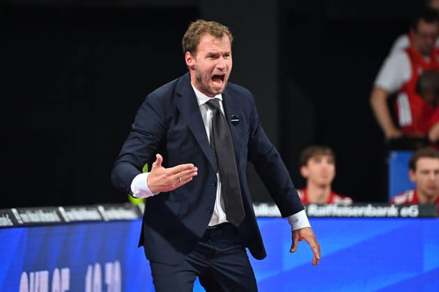 Trainer Anton GAVEL (FCB), Gestik,gibt Anweisungen, Einzelbild,angeschnittenes Einzelmotiv,Halbfigur,halbe Figur. Basketball BBL,Saison 2026 2027 FC Bayern Muenchen-Alba Berlin am 26.09.2026, BMW Park