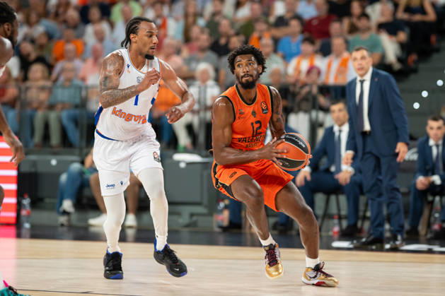EuroLeague Round 2 match between Valencia Basket and of Kosner Baskonia Vitoria Gasteiz Armoni Brooks of Valencia Basket seen in action during the EuroLeague Round 2 match between Valencia Basket and of Kosner Baskonia Vitoria Gasteiz at Roig Arena , (Valencia ) on September 29, 2025. Copyright: xVicentexVidalxFernandezx