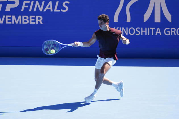 October 1, 2026, Tokyo, Japan: Jaume Munar (Spain) returns a shot against Taylor Fritz (USA) during their Round of 32 match at the Kinoshita Group Japan Open Tennis Championships at Ariake Colosseum in Tokyo. The tournament runs from September 29 to October 6. Munar won 6(7)-7(9), 6-4, 6-3. Tokyo Japan - ZUMAm191 20261001_aap_m191_056 Copyright: xRodrigoxReyesxMarinx
