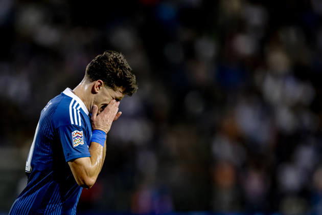 THESSALONIKI - Griekenland forward Christos Tzolis was injured during the UEFA Nations League match between Griekenland and Nederland at Toumba Stadion on 1 October 2026 in Thessaloniki, Griekenland. (Photo by DeFodi Images) -
